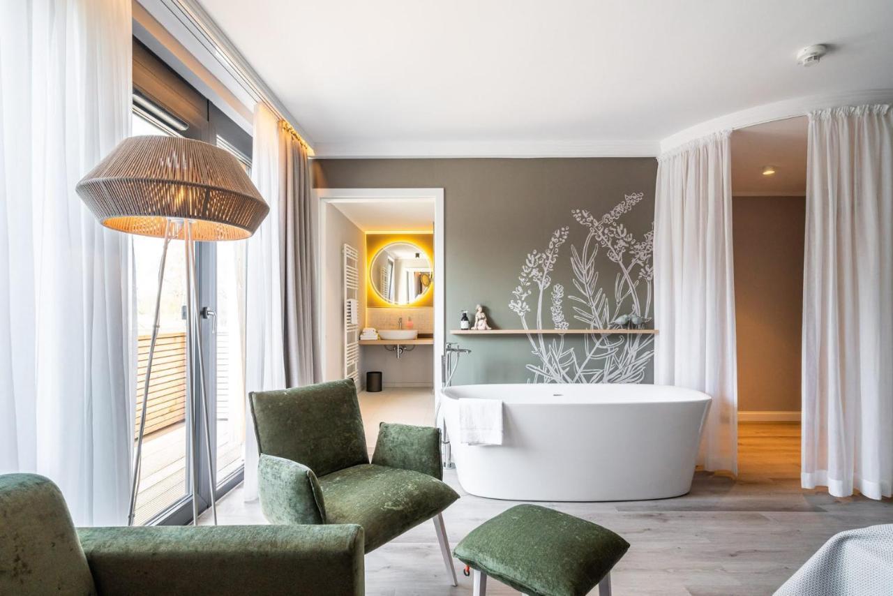 Landhotel Rittmeister & Kraeuter-Spa Adults Only Rostock Bagian luar foto